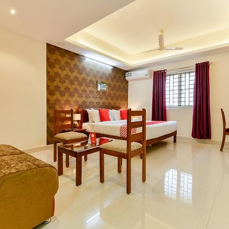 Hotel Hilite Inn Kochi Exteriör bild