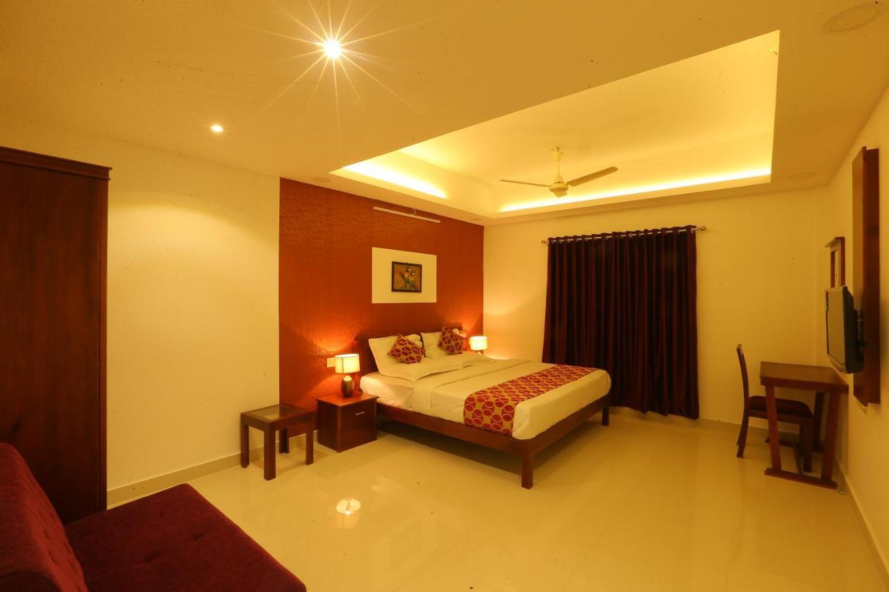 Hotel Hilite Inn Kochi Exteriör bild