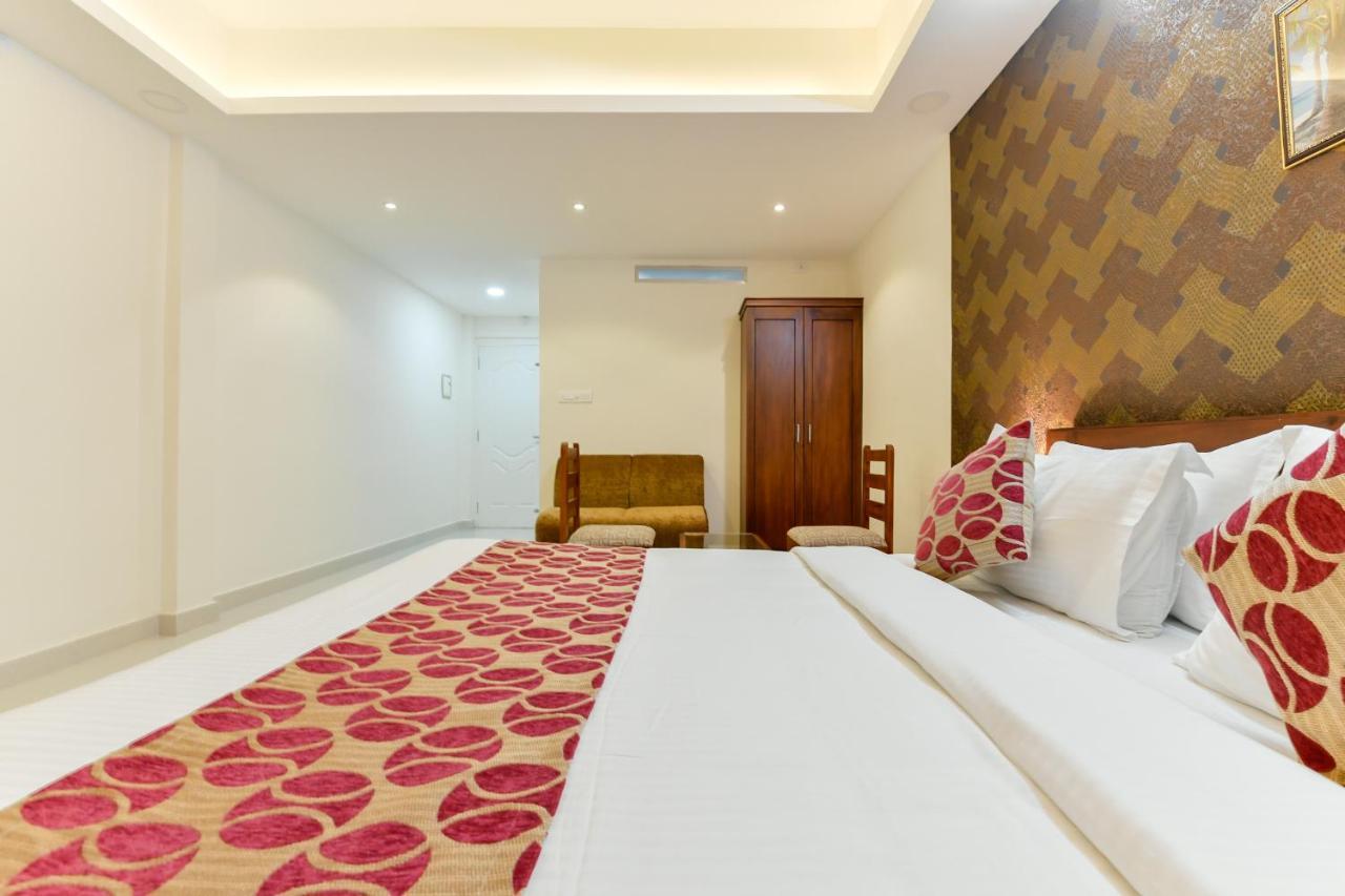Hotel Hilite Inn Kochi Exteriör bild
