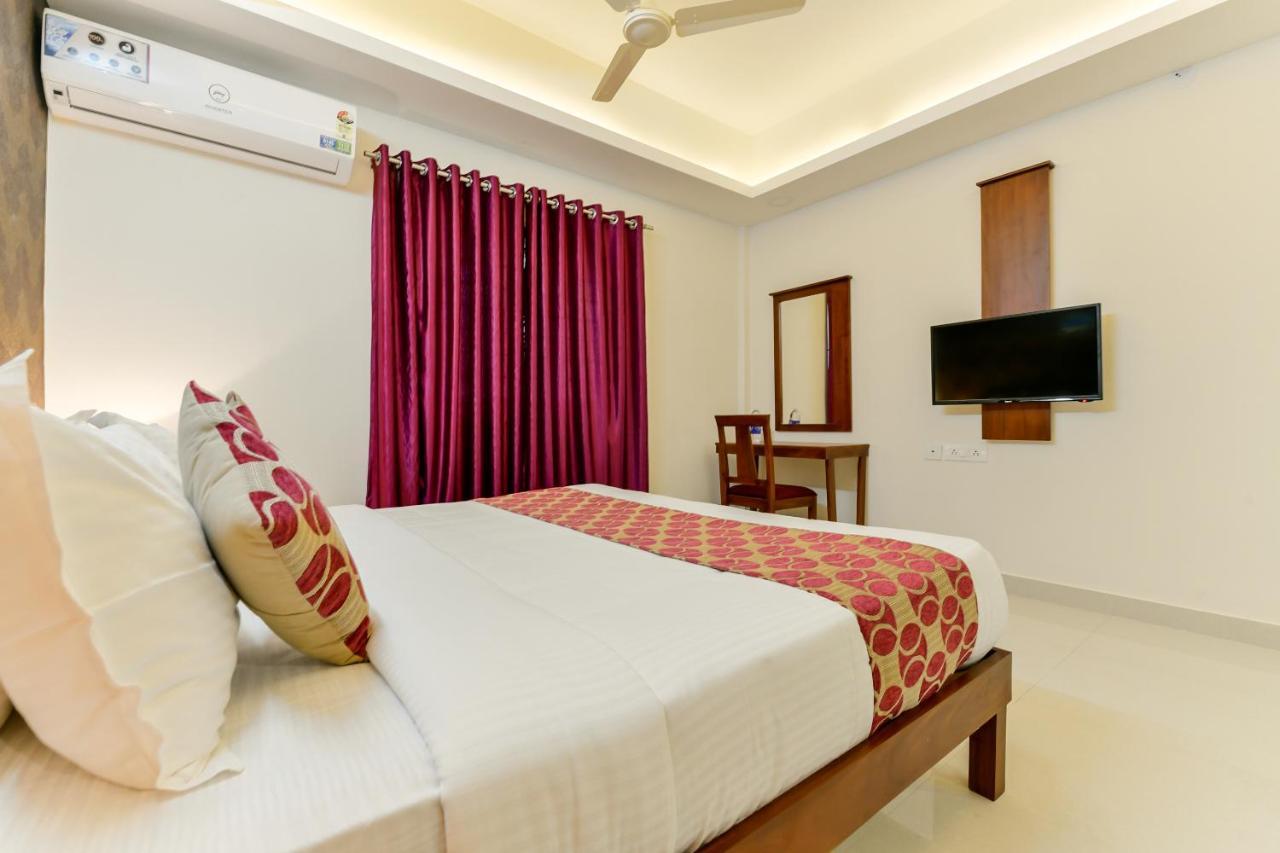 Hotel Hilite Inn Kochi Exteriör bild