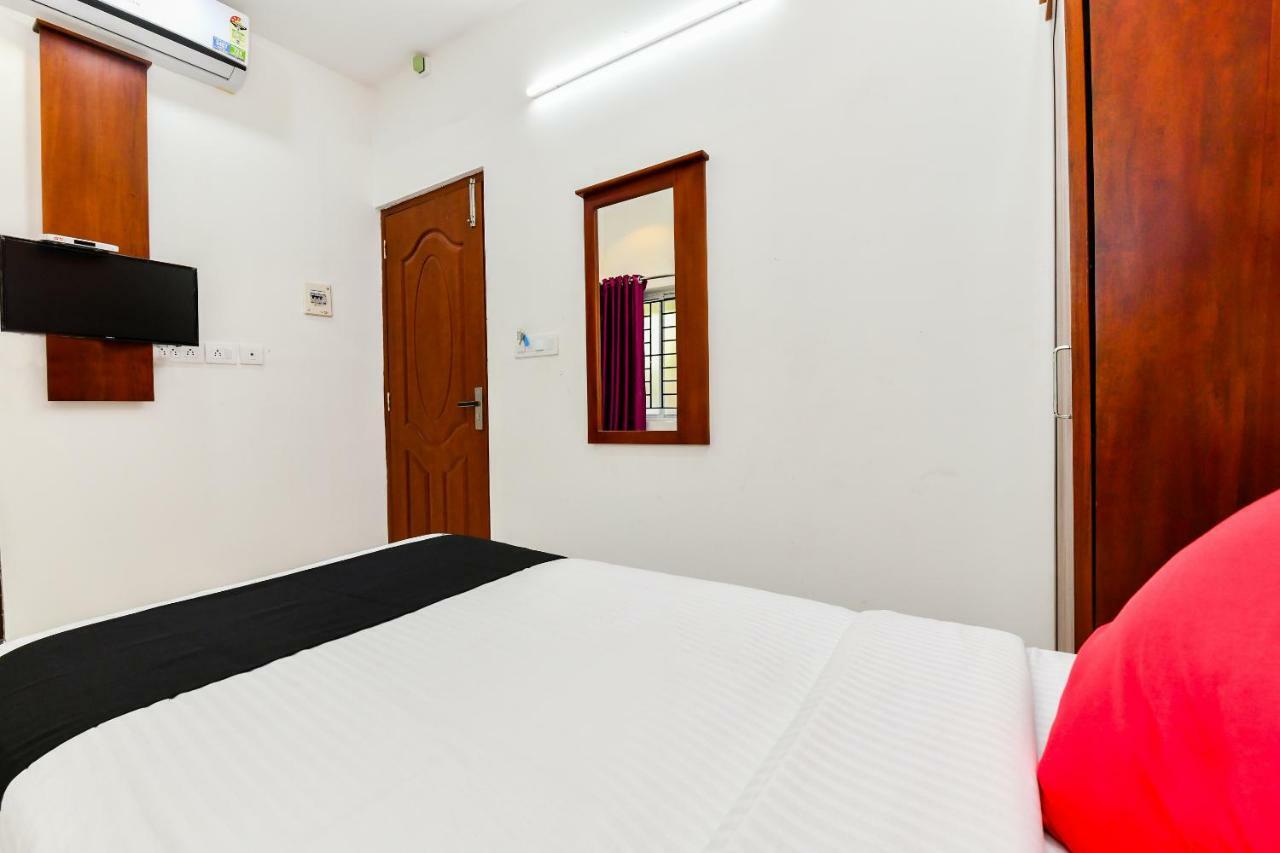 Hotel Hilite Inn Kochi Exteriör bild